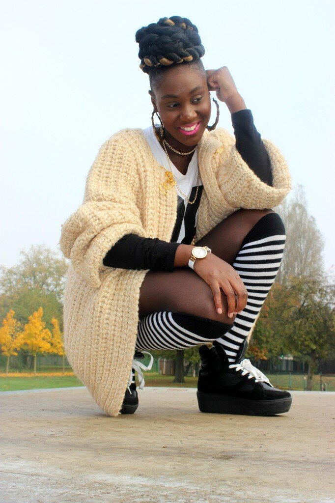 Skool Style November - Hunched down